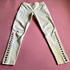 bebe Bone Color Equestrian Style Skinny Pants Size 6 Side Opening With Buttons.